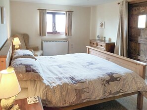 1 bedroom, free WiFi, bed sheets