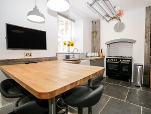 Cottage | Interior - The Burrow (Windermere)