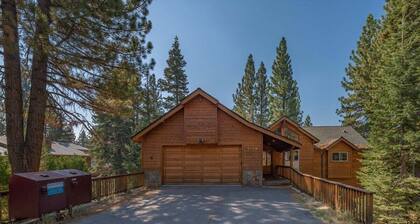 Big Buck Lodge in Tahoe City - large home with hot tub