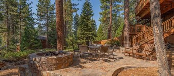 Big Buck Lodge in Tahoe City - large home with hot tub