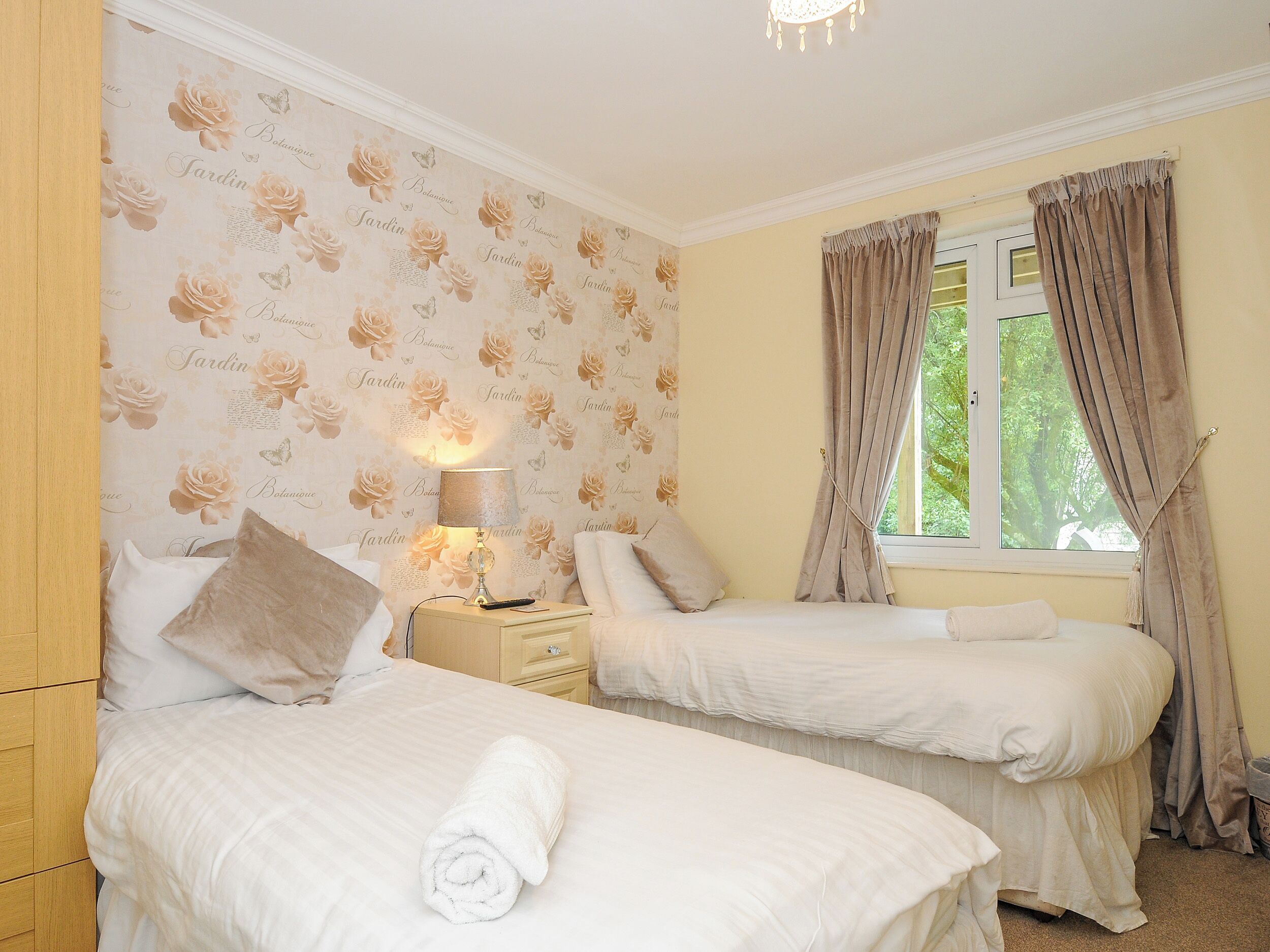 Cottage | 3 bedrooms, individually decorated, individually furnished, free WiFi