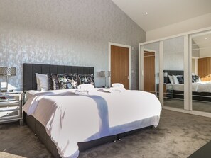 Casa de campo | Individualmente decorados, individualmente mobiliados, Wi-Fi de cortesia
