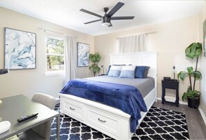 2 dormitoris, escriptori, planxa i posts de planxar i wifi gratuïta 