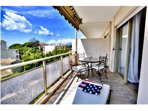 Outdoor dining - Apartment Grande Terrasse Cannes (Cannes)