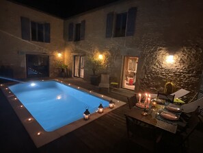 Piscine extérieure, piscine chauffée