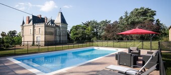 Château Beausoleil ~ 12 Pers. ~ 20' Nantes Centre
