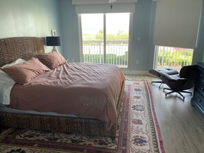 3 quartos, ferros/tábuas de passar roupa, Wi-Fi, roupa de cama