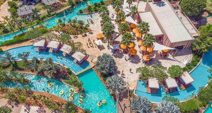 Hot Beach Suites