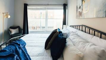 2 dormitorios, tabla de planchar con plancha, wifi y ropa de cama