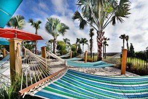 Terrace/patio - Beautiful Brand New House in Windsor Island! Large Pool deck with No Direct Rear Neighbors! Jacuzzi, PS4, Free Wifi! (Davenport)