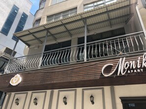 Exterior detail - Beautiful apartment in Arcadia (Одеса)