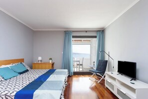 Bügeleisen/Bügelbrett, Bettwäsche