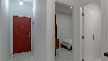 Interni