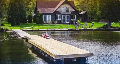 Two bedroom Muskoka lakeside retreat with incredible and tranquil views