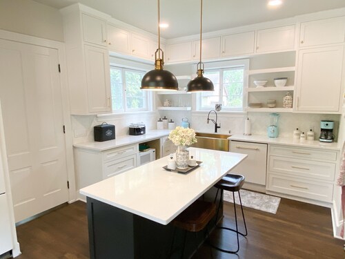 Exquisite Newly Renovated Historic Lake Country Home - Maison La Belle