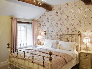 1 bedroom, travel crib, free WiFi, bed sheets - 1 bedroom accommodation in Bakewell (Bakewell)