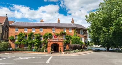 The Relais Henley