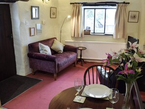 Living area - 1 bedroom accommodation in Troutbeck (Troutbeck)