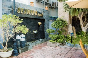 Property grounds - Sea Wind Hotel (Da Nang)