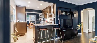 2BR/1BA Designer House in Decatur