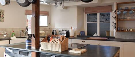 Dishwasher, highchair