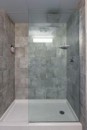 Bathroom - Chateau Elan Hotel and Conference Center (Sebring)