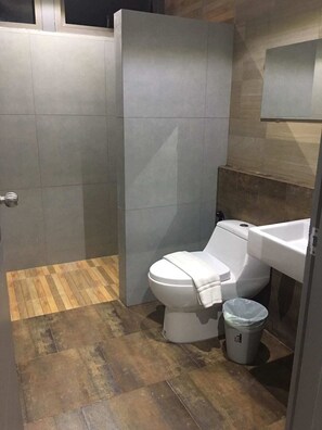 Bathroom - Wara Boutique Hotel (Udon Thani)