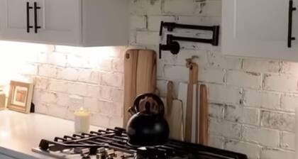 Pool and close to ocean