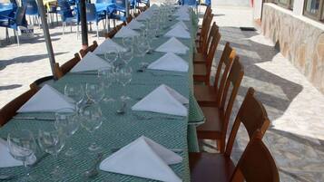 Espace banquet en plein air