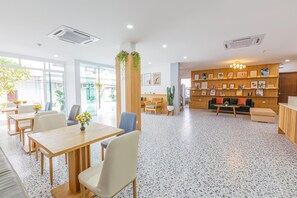 Lobby - South Siam Guesthouse (Karon)