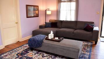 Smart TV, fireplace, offices