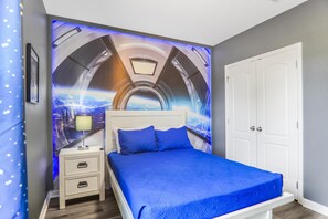 4 chambres, fer et planche à repasser, lit parapluie, Wi-Fi gratuit