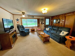 Smart TV, DVD player