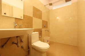 Bathroom - Plazzo (New Delhi)