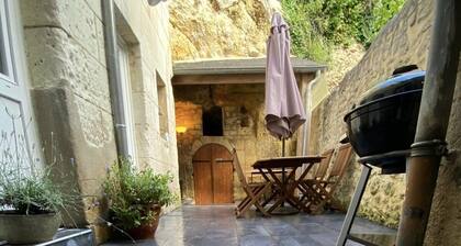 La Maison des Remparts - Gite Pour 8 Pers a Loches