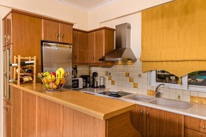 Private kitchen - Kardaris Villa (Zakynthos)