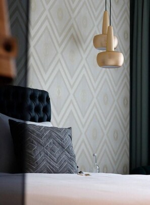 Room - The James Hotel Rotterdam (Rotterdam)