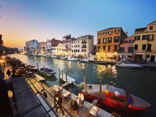 own roof terrace, second terrace with jacuzzi direct at the canal Cannaregio