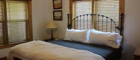 3 habitaciones, tabla de planchar con plancha y wifi gratis