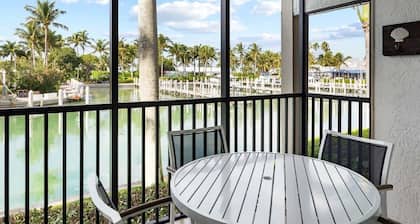 Gorgeous Marina Villas Residence at South Seas