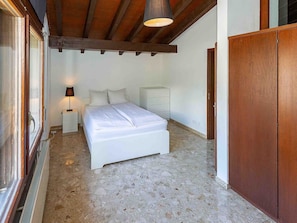 3 Schlafzimmer, kostenloses WLAN, Bettwäsche