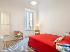 2 camere, culla da viaggio, Wi-Fi gratuito
