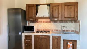 Mikrowelle, Esstisch