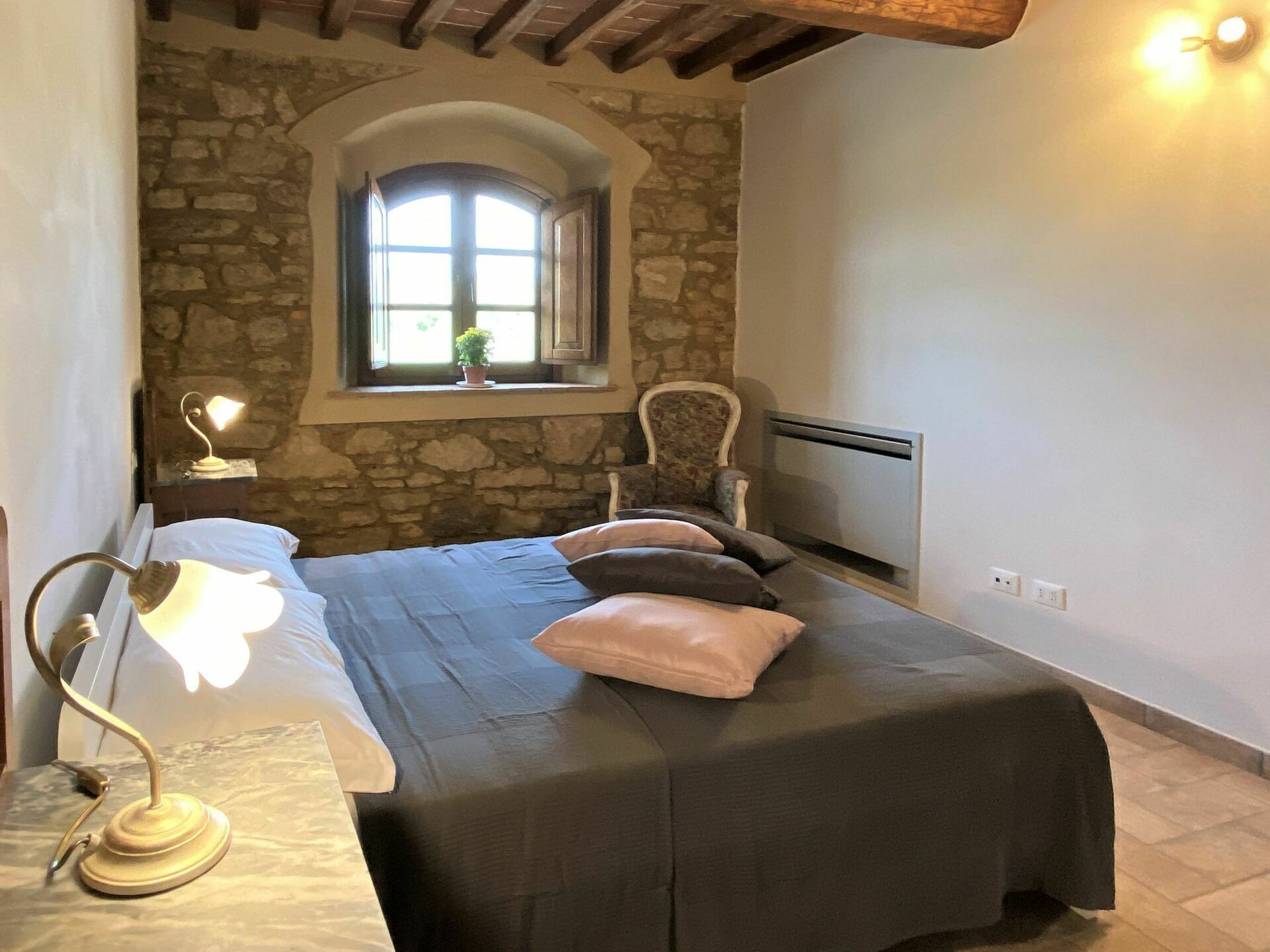 2 Schlafzimmer, Reisekinderbett, kostenloses WLAN