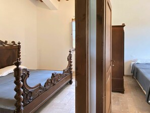 2 makuuhuonetta, vauvan matkasänky, ilmainen Wi-Fi