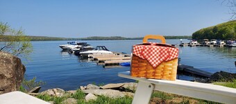 Tanglwood Resort - 1BR/1BA - Right Next to Beautiful Lake Wallenpaupack