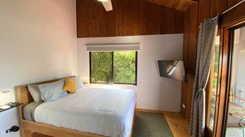1 habitación, tabla de planchar con plancha, wifi gratis y ropa de cama