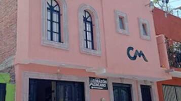 Fachada da propriedade