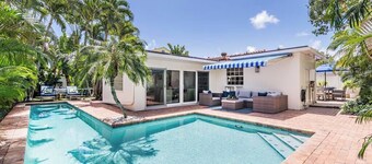 The Pearl I By Hotel Home Stays