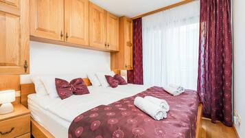 2 dormitorios, Internet, ropa de cama